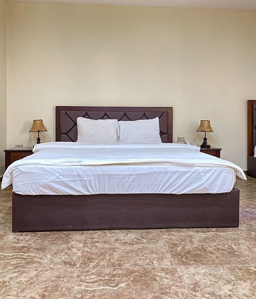 Best View Pyramids Hotel Deluxe Double or Twin Room 7