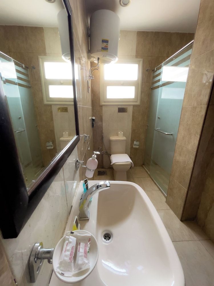 Best View Pyramids Hotel Deluxe Double or Twin Room 69