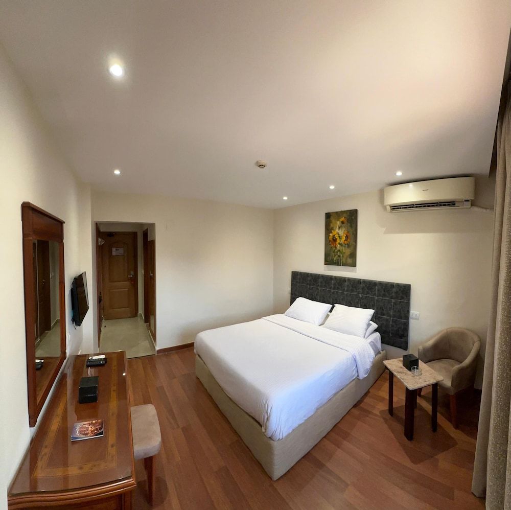 Royal Marshal Hotel Double or Twin Room 7