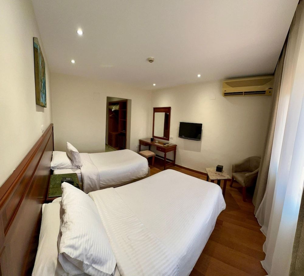 Royal Marshal Hotel Double or Twin Room 5