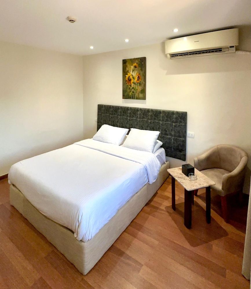 Royal Marshal Hotel Double or Twin Room 8