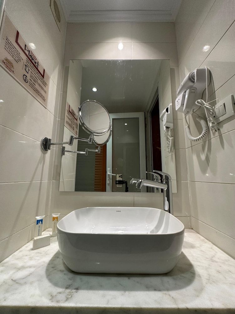 Royal Marshal Hotel Double or Twin Room 13