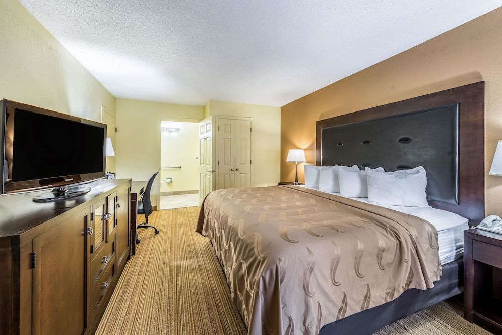 Room, 1 King Bed, Accessible, Non Smoking