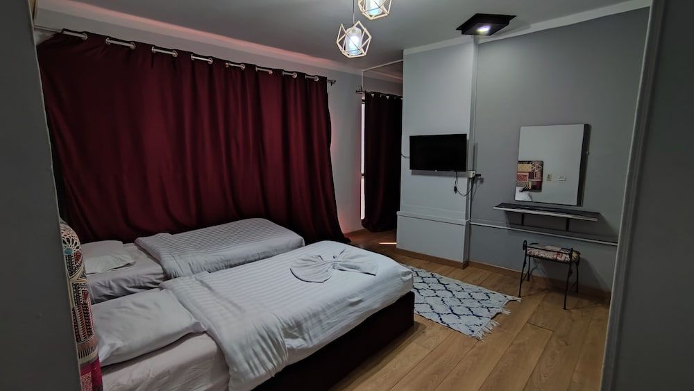 undefined Invitation Hotel 2