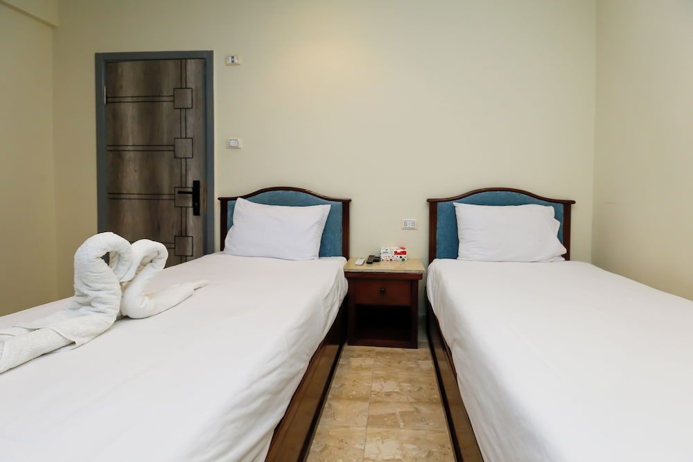 undefined Giza Pyramids Inn 4