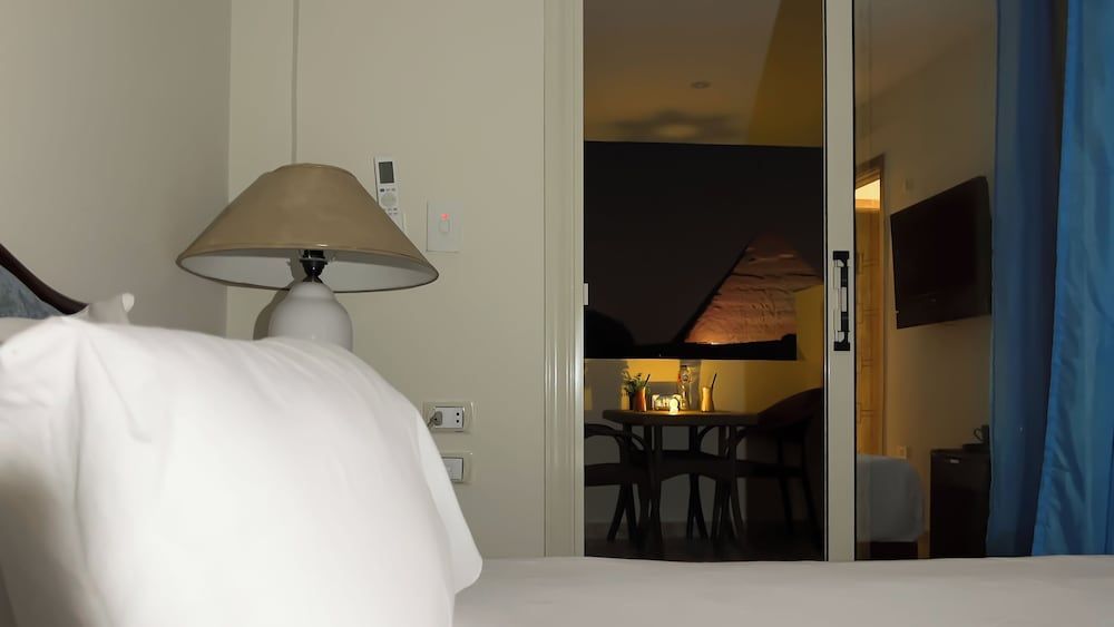 undefined Giza Pyramids Inn 9
