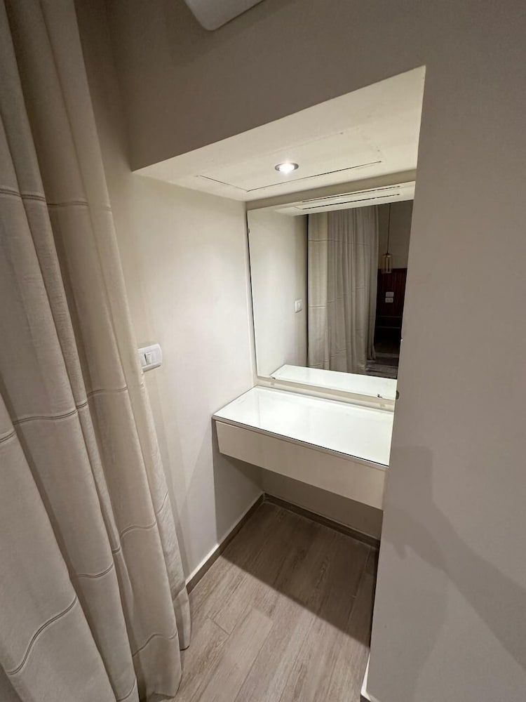 Nakhil Residence Elite Suite 4