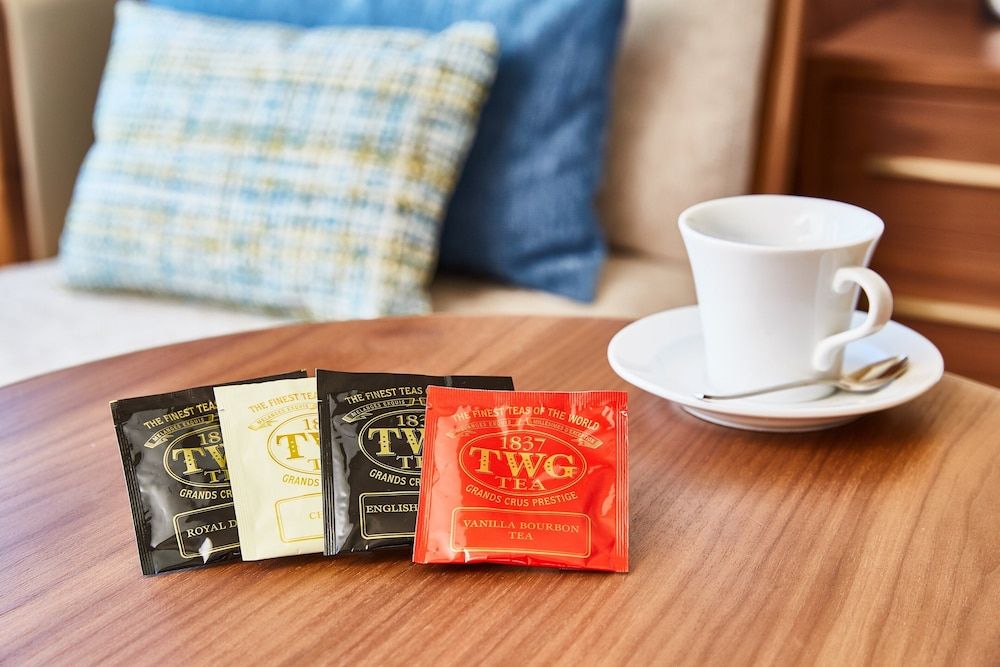 InterContinental Tokyo Bay by IHG Classic Room, 2 Twin Beds, River View 10