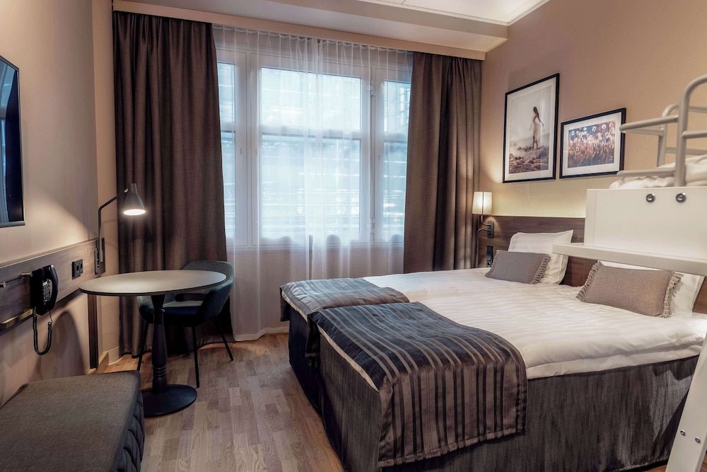 Family Twin Room