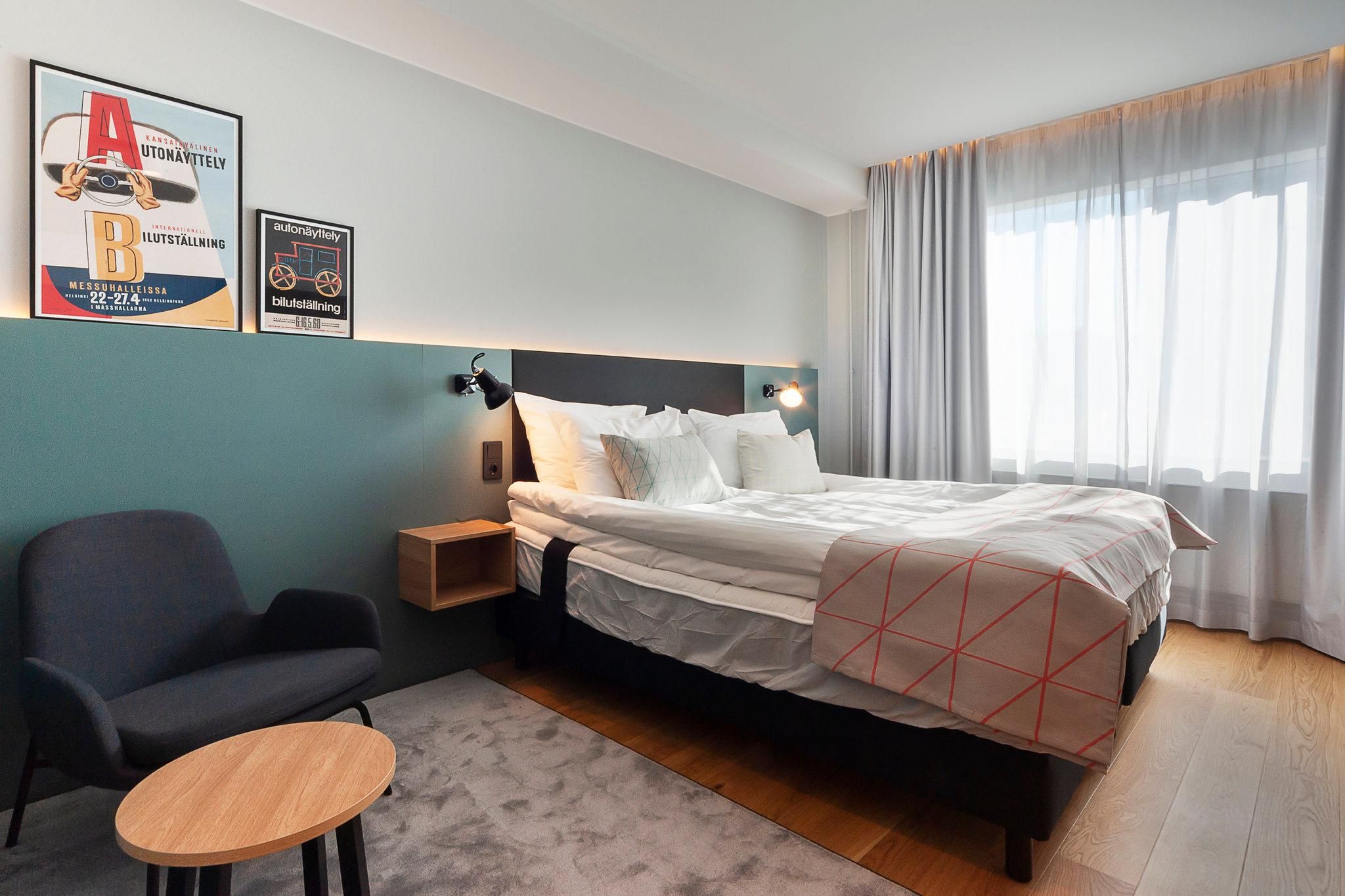2 Single Beds Standard Accessible