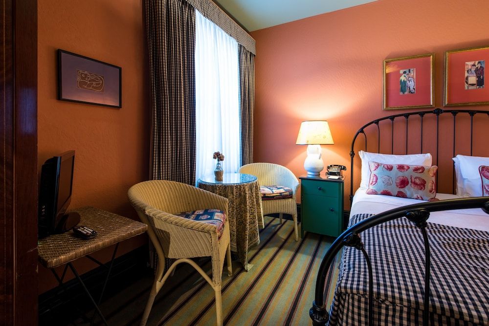 Hotel Boheme Design Room, 1 Queen Bed 10