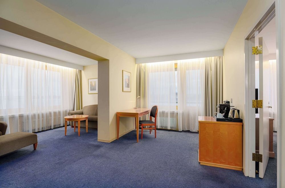 undefined Radisson Blu Hotel & Spa, Daugava Riga 10