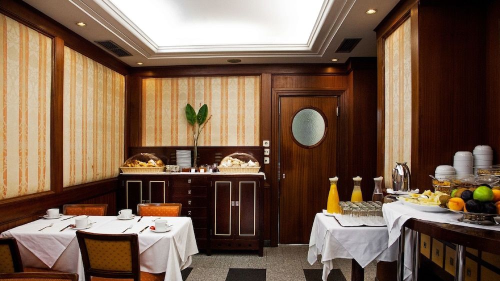 undefined Hotel Metropole 9