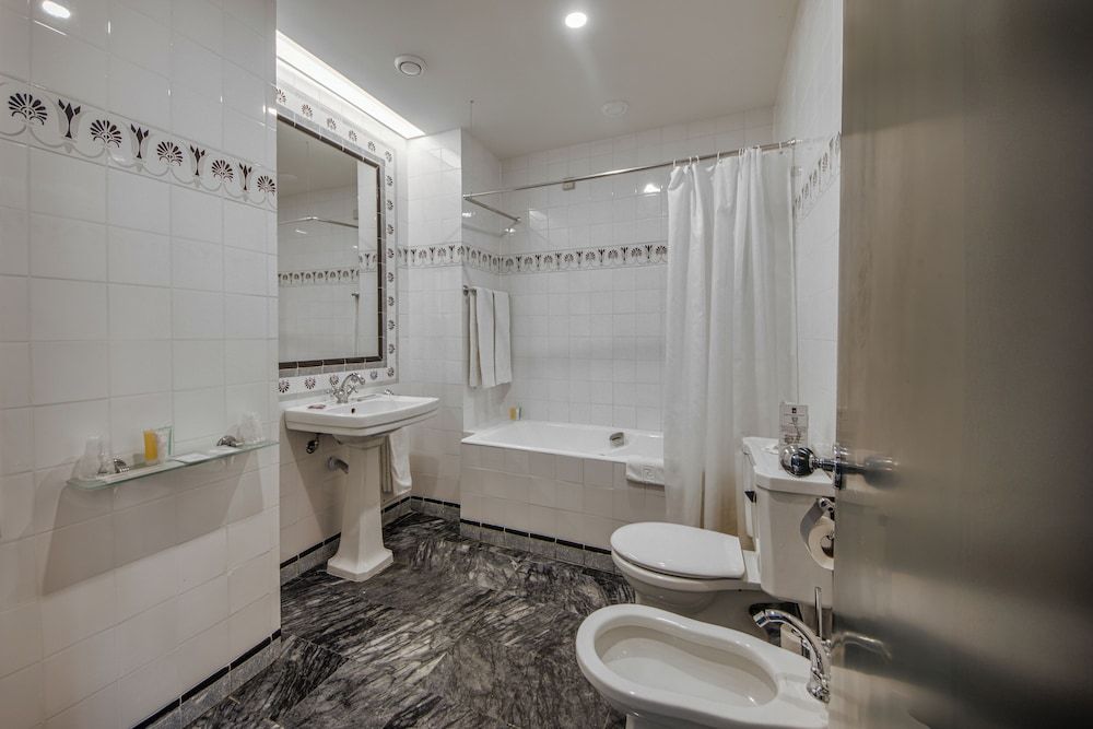 Hotel Metropole Standard Double Room 12