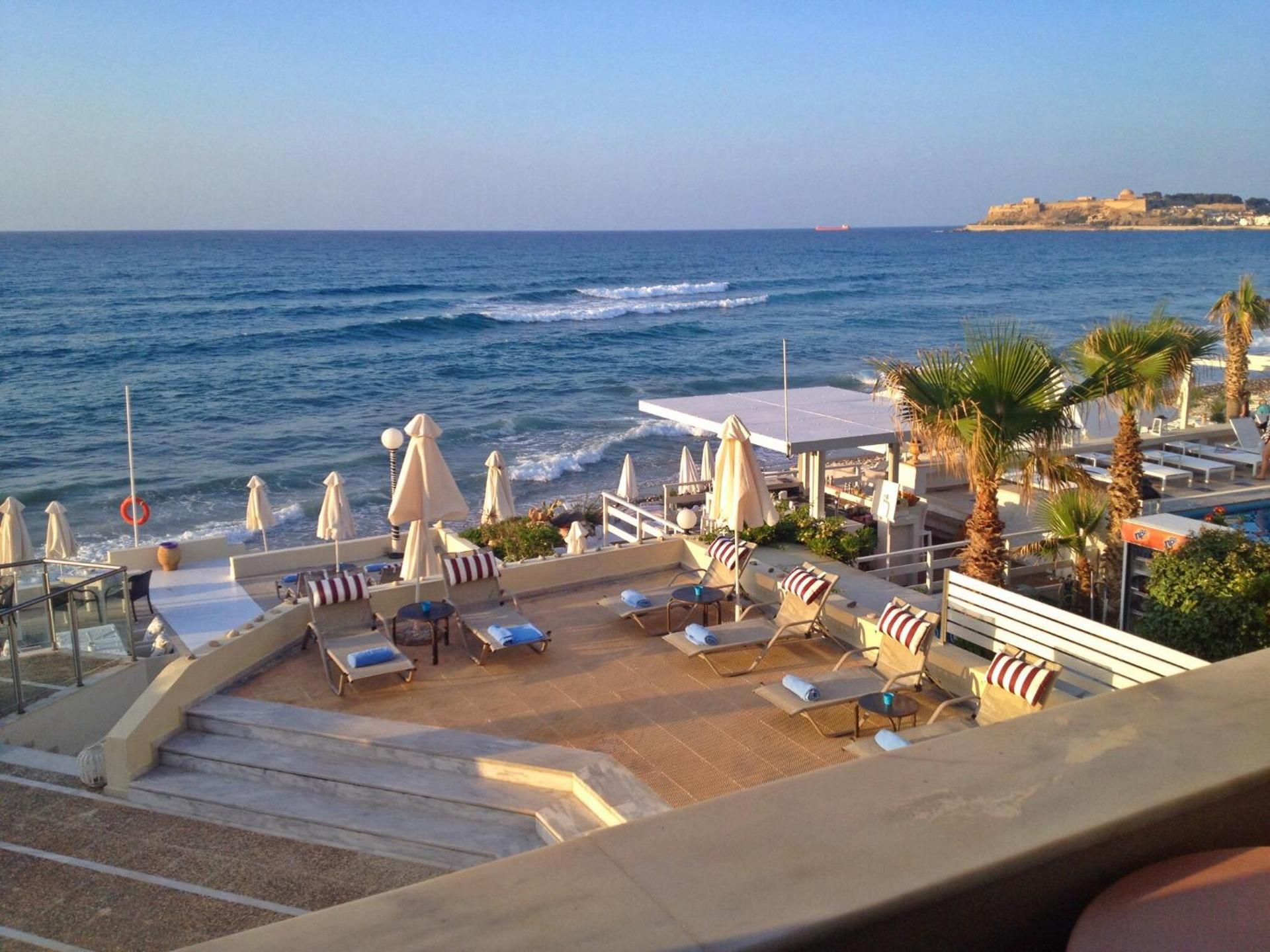 Double or Twin Room with Sea View
