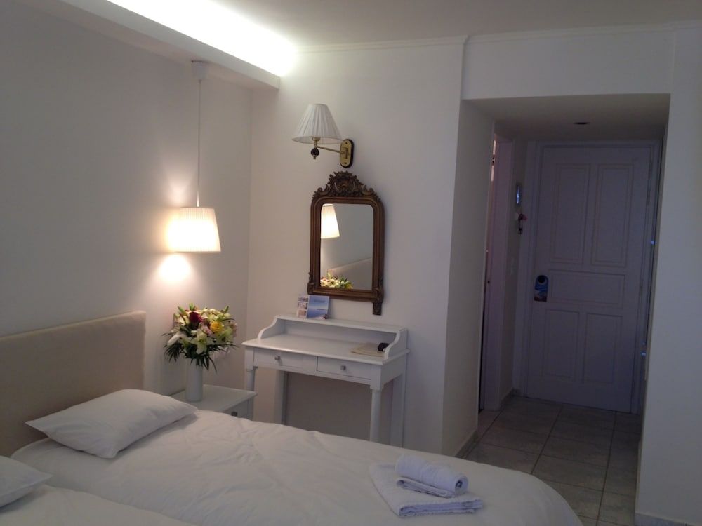 Double or Twin Room, Sea View