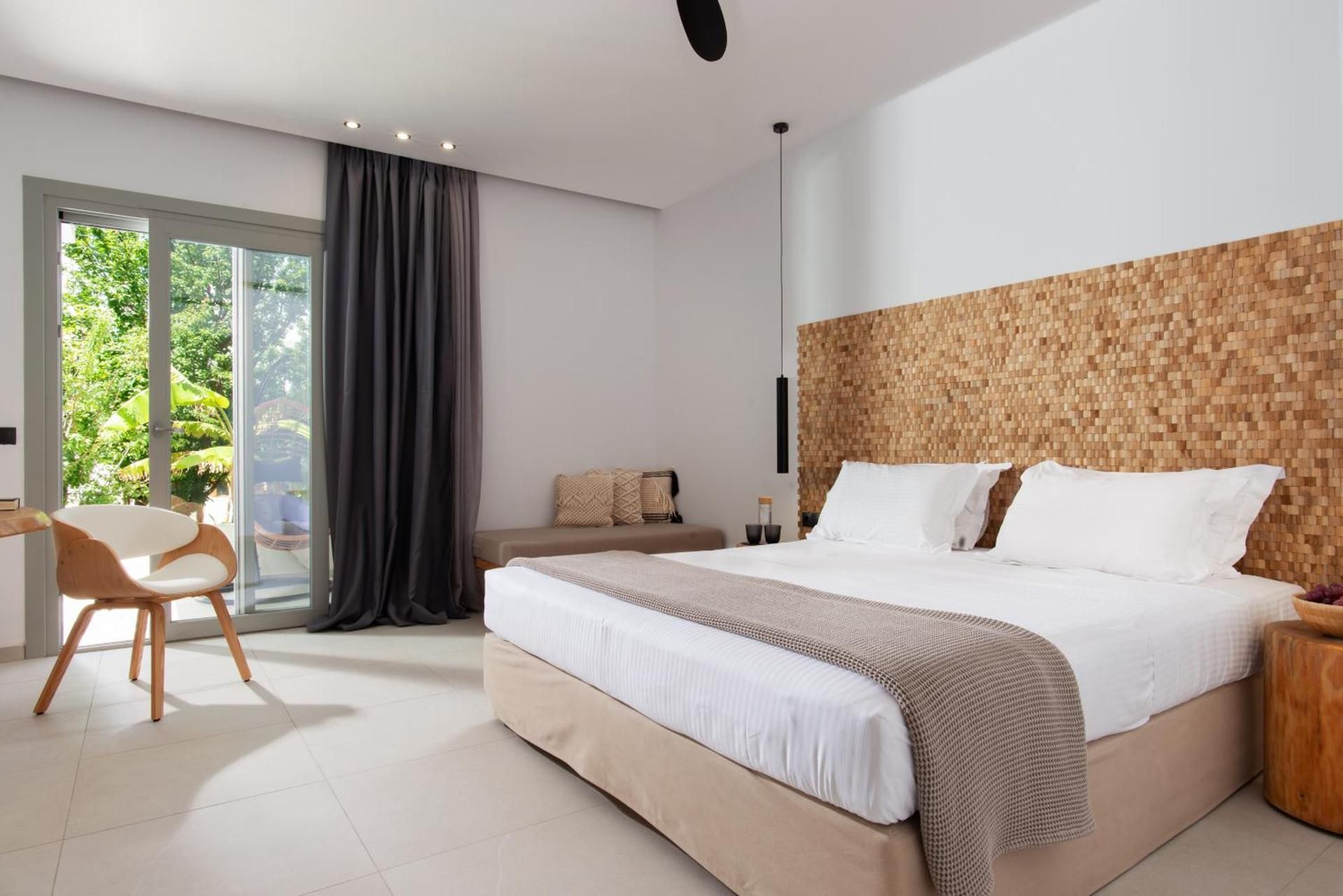 Executive Double room with garden view