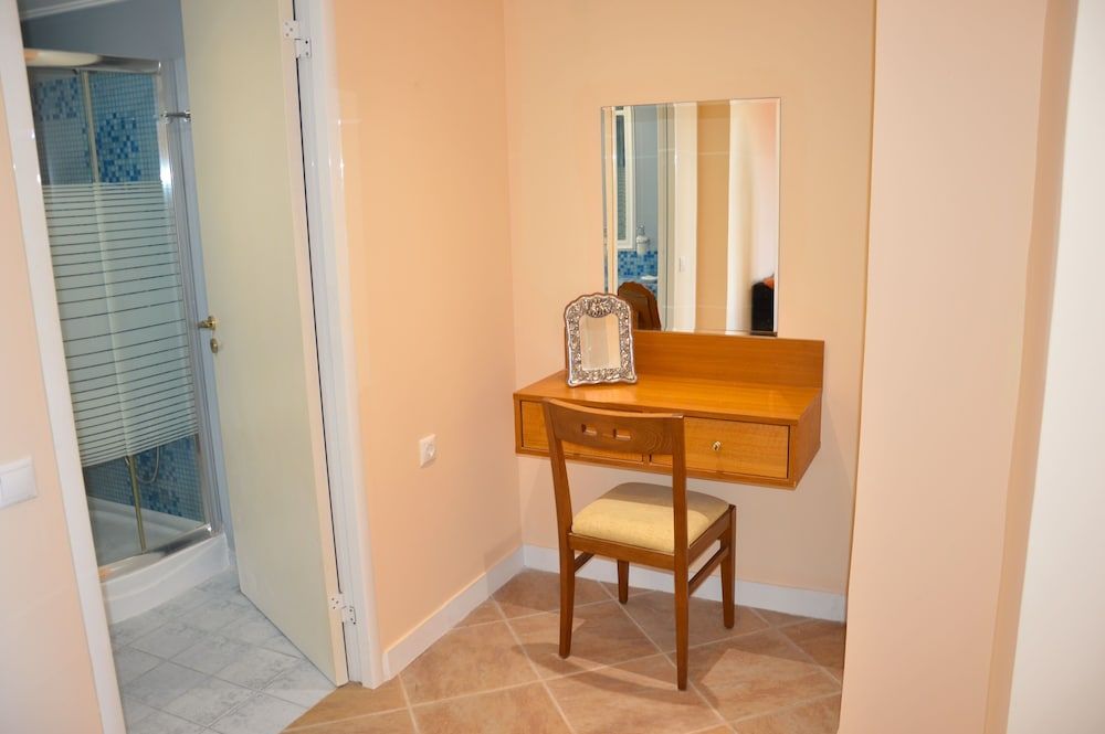 Villa Reverenza Apartment, 2 Bedrooms 12