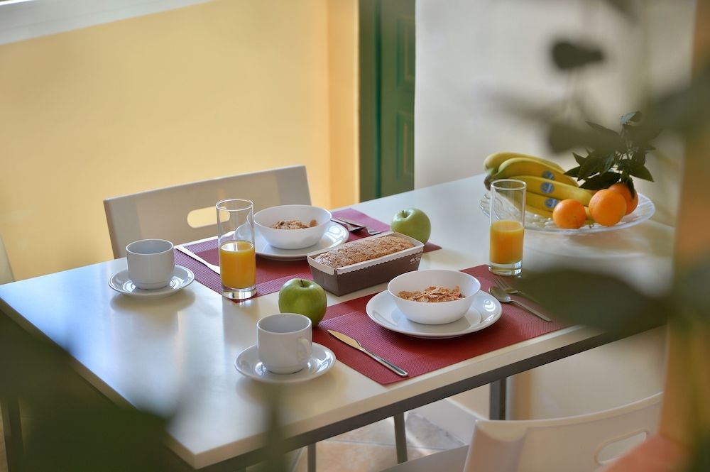 Villa Reverenza Studio, Sea View 12