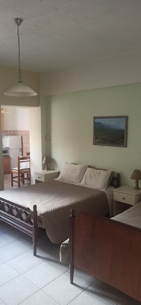 Windy Place Comfort Triple Room 2