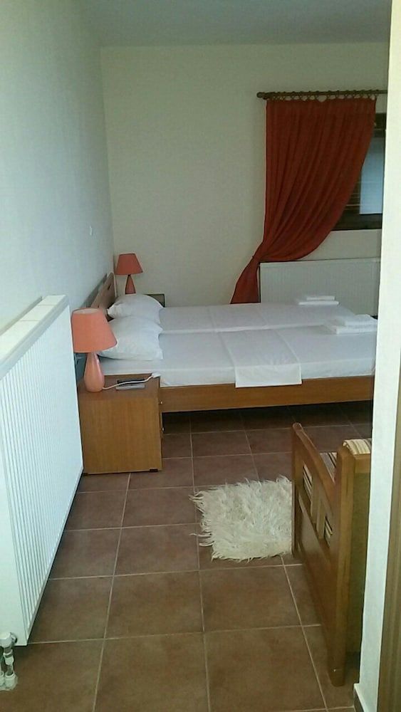 Guest House Ilektra Standard Twin Room 2