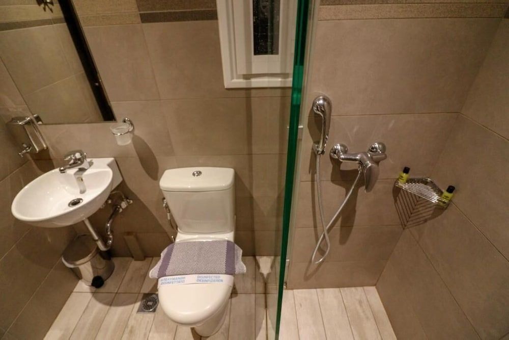 undefined Mansion Hotel 8