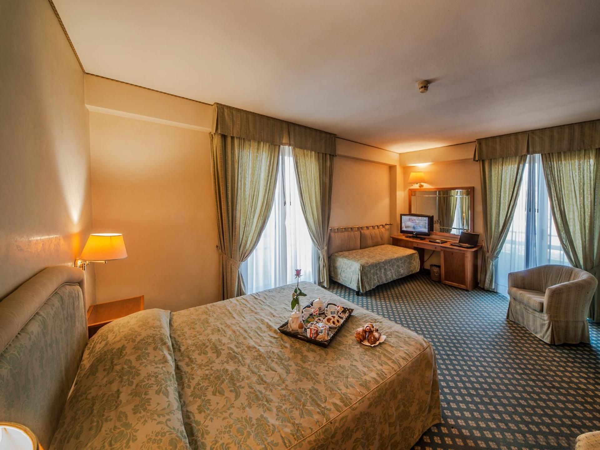 Junior Suite (4 Adults)