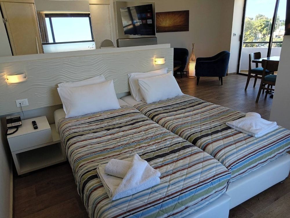 Deluxe Suite, Sea View
