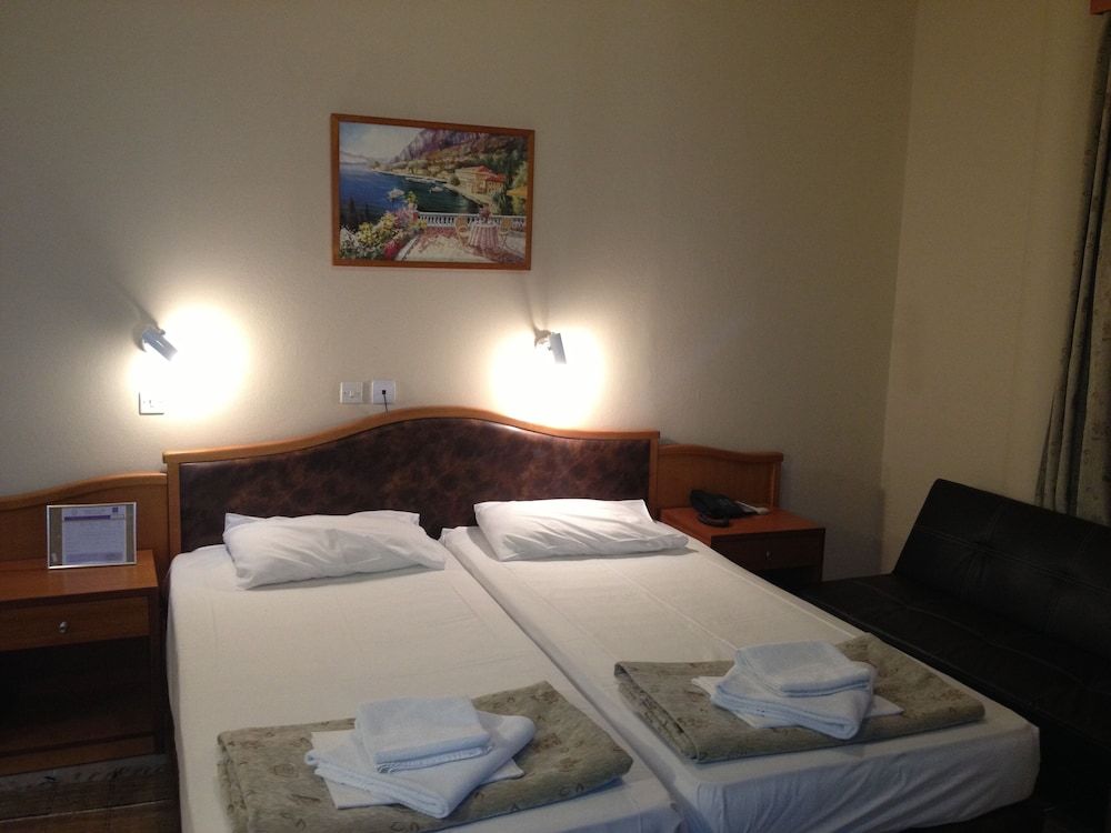 Sappho Hotel Double or Twin Room 16