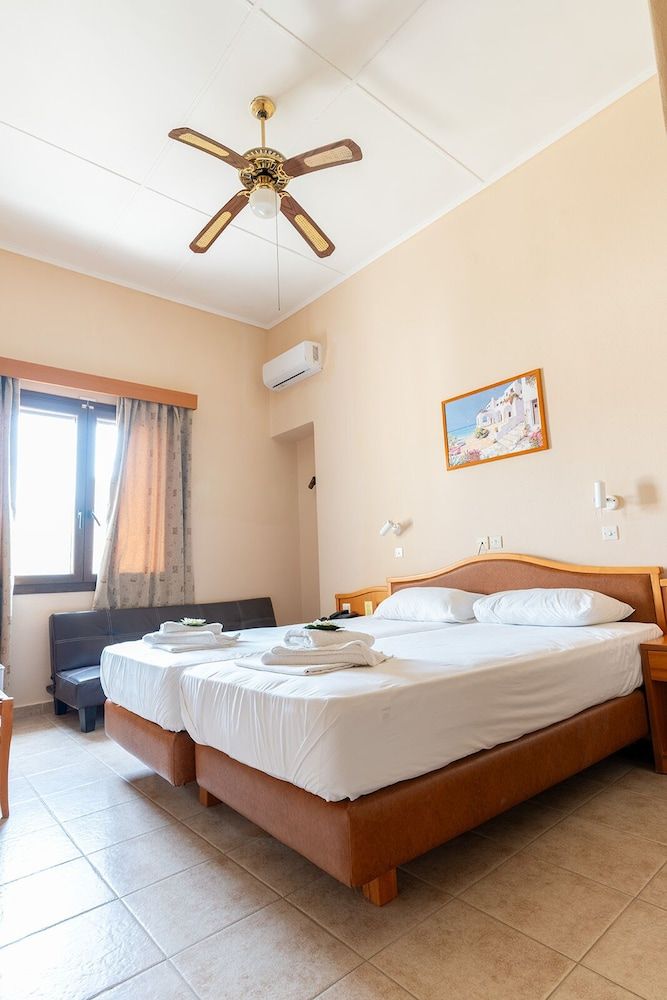 Sappho Hotel Double or Twin Room 7