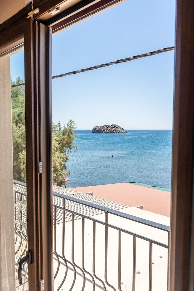 Sappho Hotel Double or Twin Room, Balcony 10