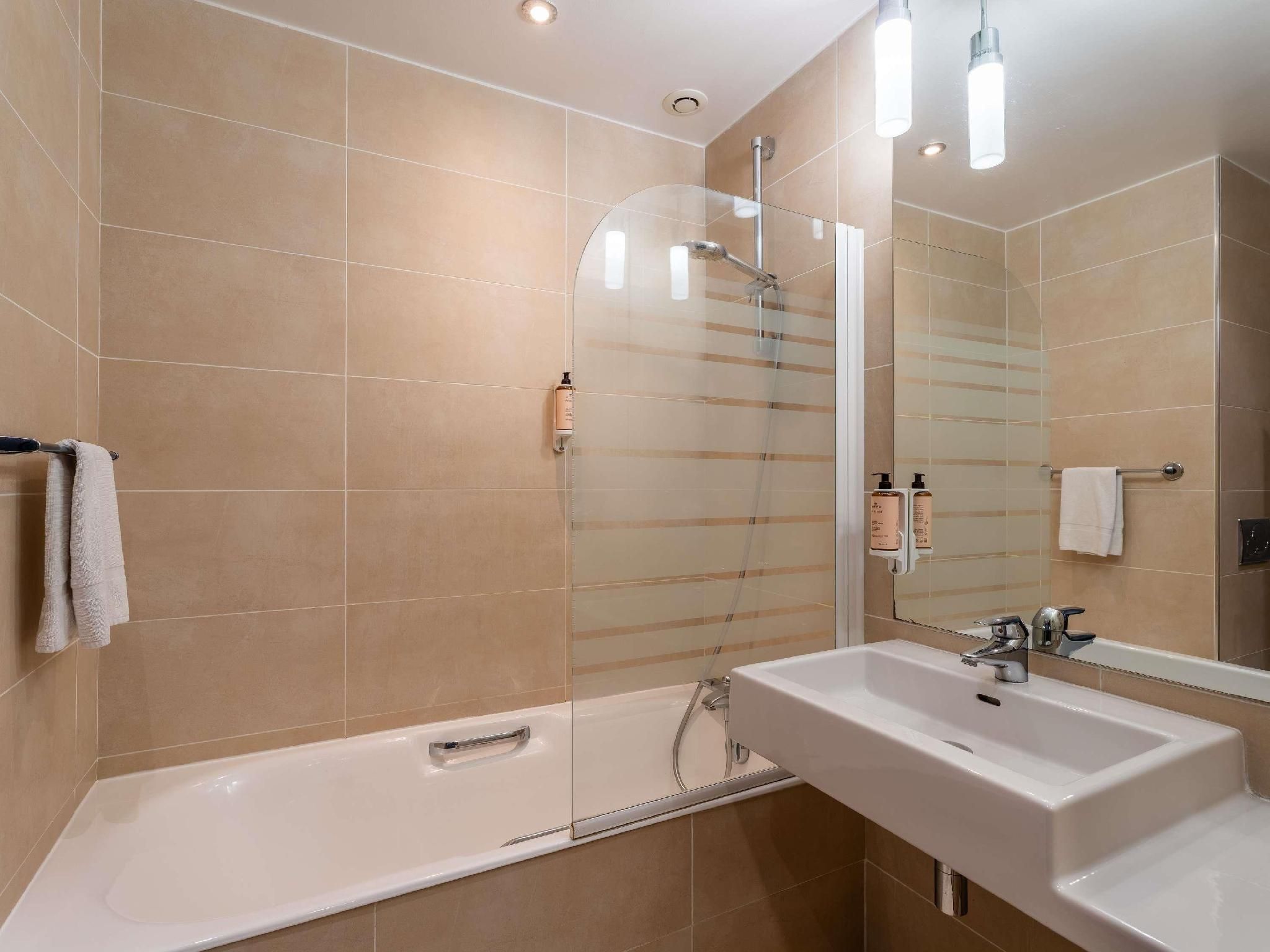 Mercure Bordeaux Chateau Chartrons Hotel Classique room - 1 Double bed 3