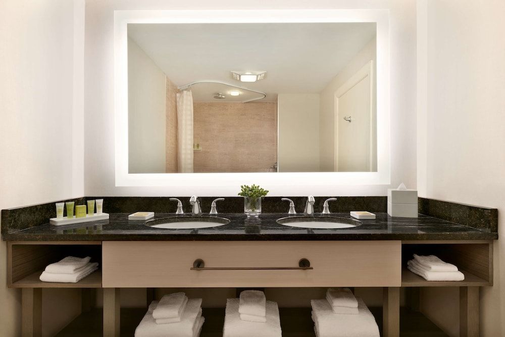 Hilton Ocean City Oceanfront Suites Two queen beds 1 bedroom suite oceanfront 7