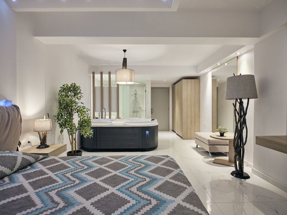 Junior Suite with Jacuzzi