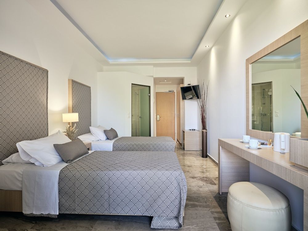 Superior Room, Garden View