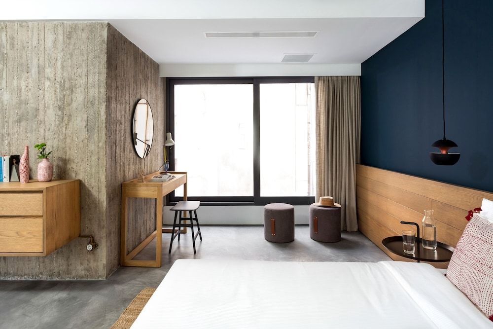 Urban Stripes Athens Street View Studio 2