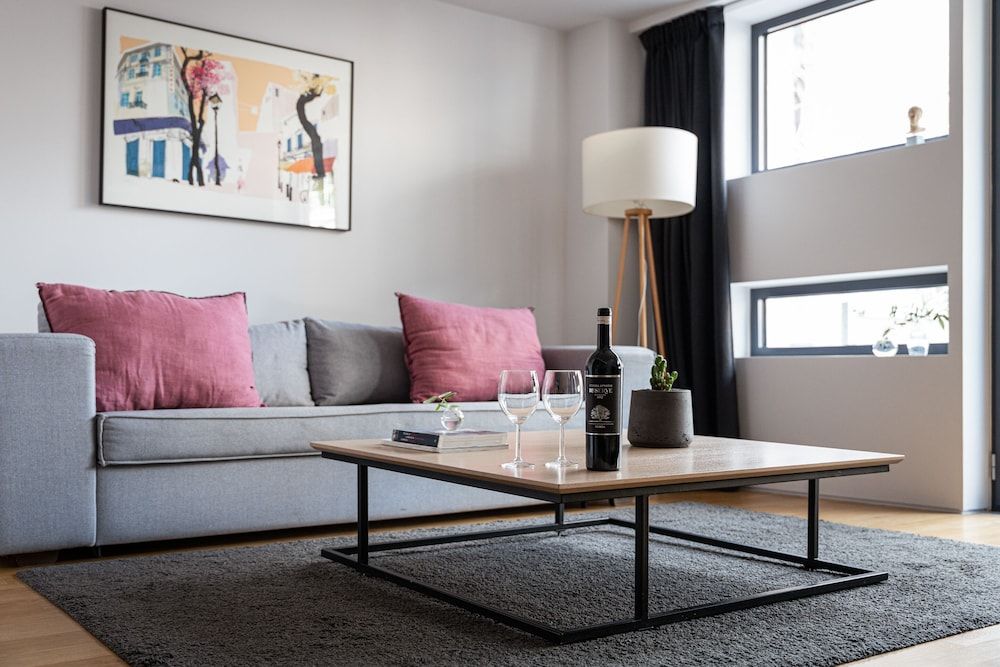 Urban Stripes Athens The Loft 13