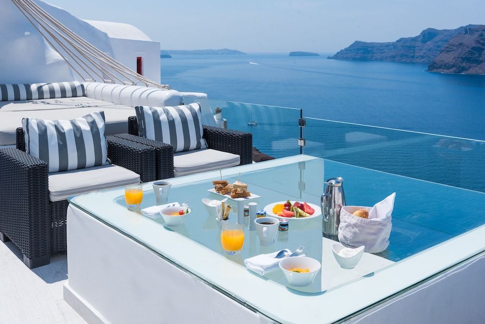 Room service - dining