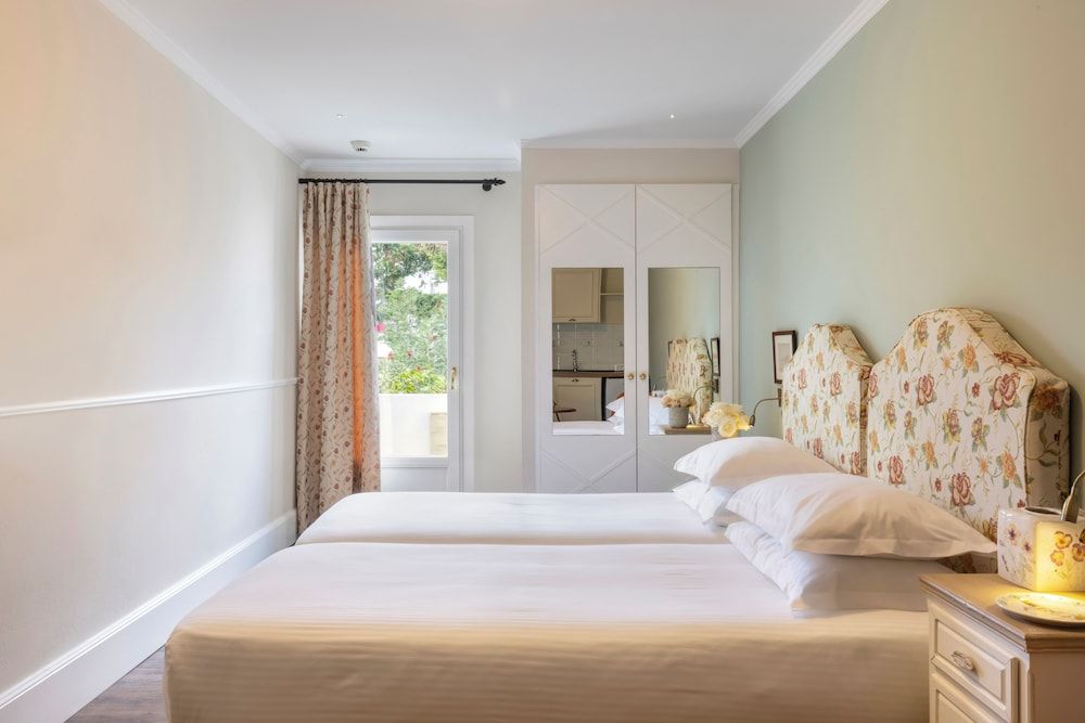 undefined Kouneni Apartments 3