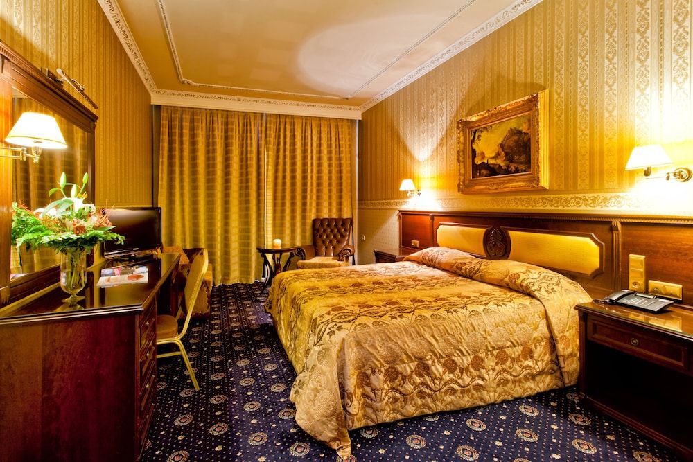 Kouros Hotel Junior Suite 2