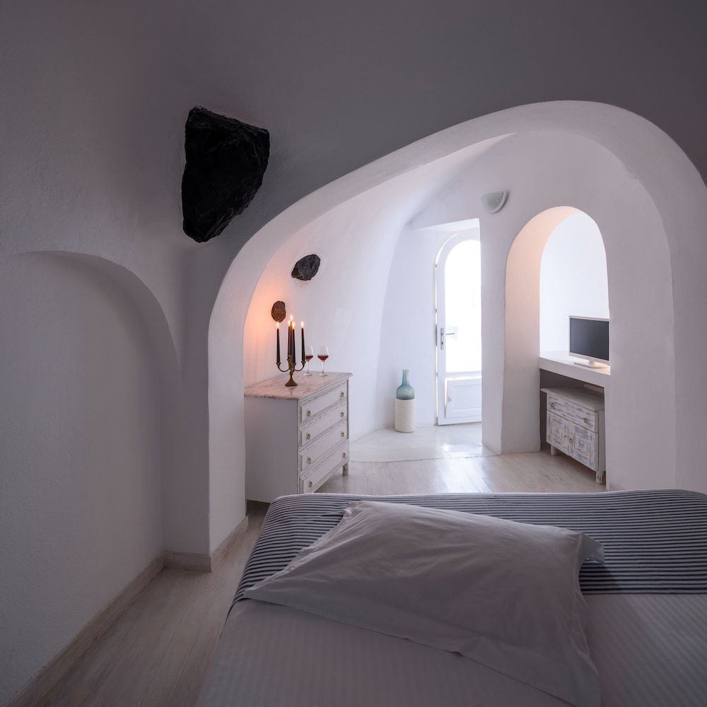 Zenith Blue Traditional Houses Cave 2 Bedroom Apartment with Hot Tub (Caldera View) 15