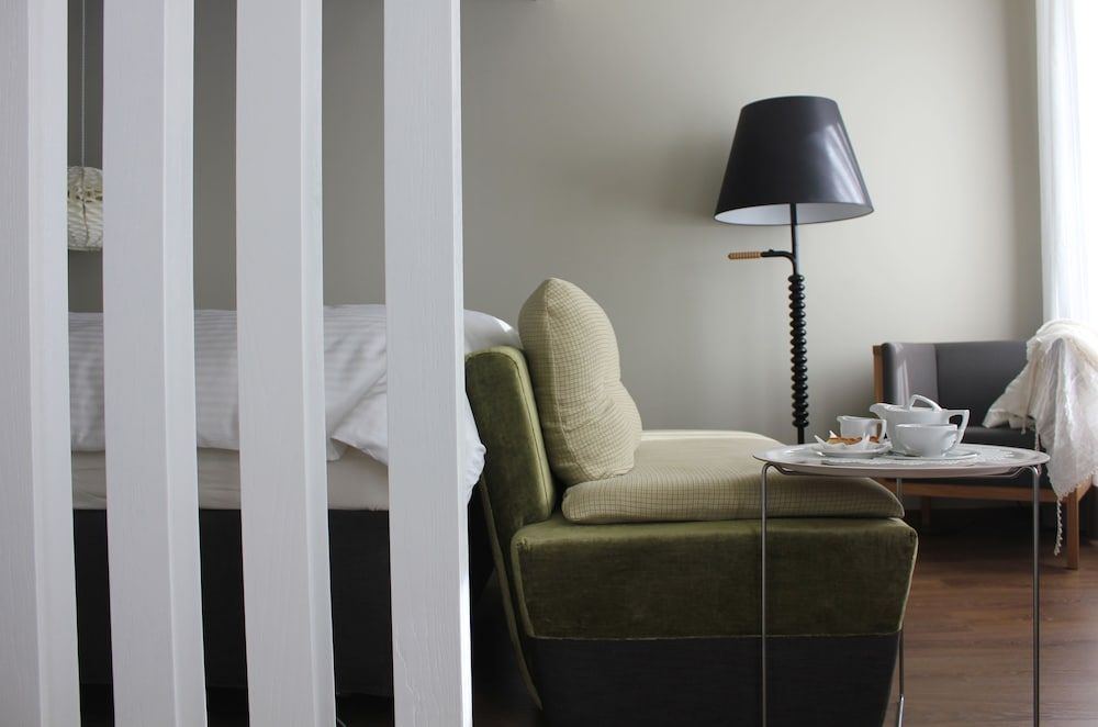 Hotel Metropolis Deluxe Double Room 17