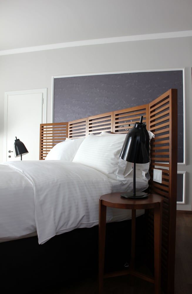 Hotel Metropolis Deluxe Double Room 5