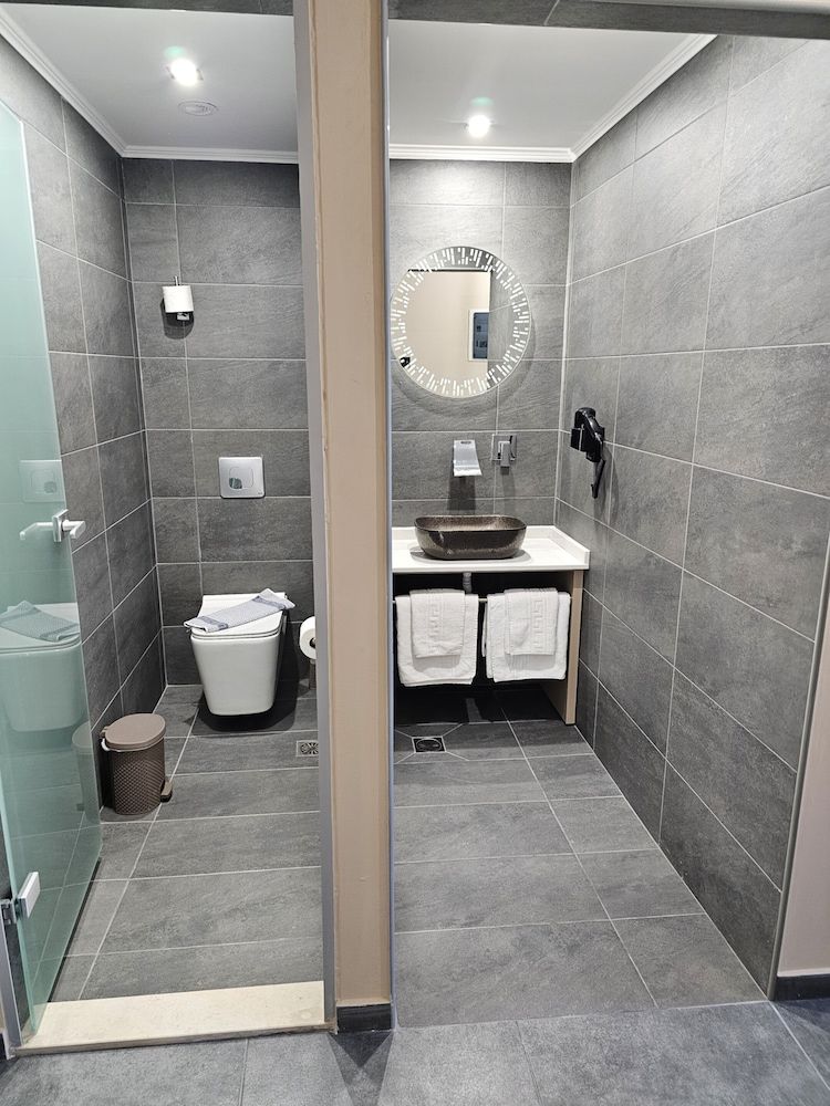 The Santo George Beach Resort Standard Studio (Triple) 5