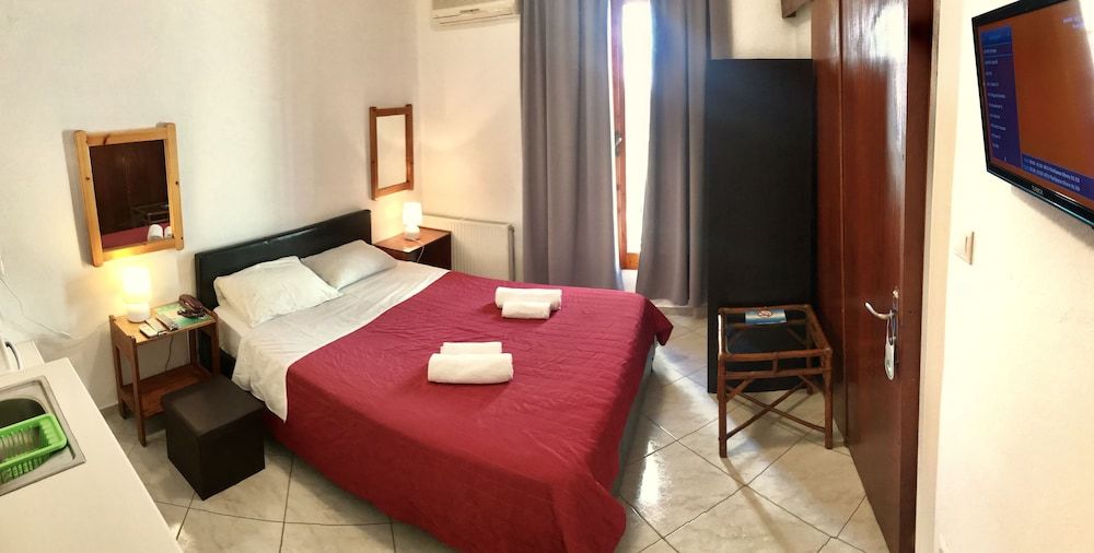 Economy Studio