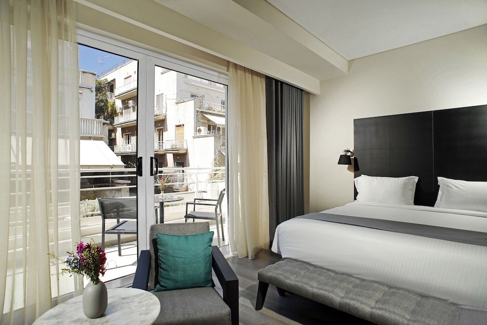 undefined Lozenge Hotel 8