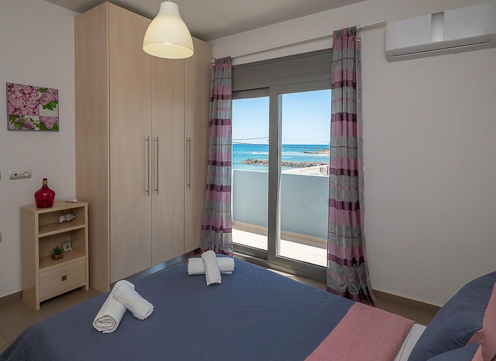 Villa, 3 Bedrooms, Beachfront