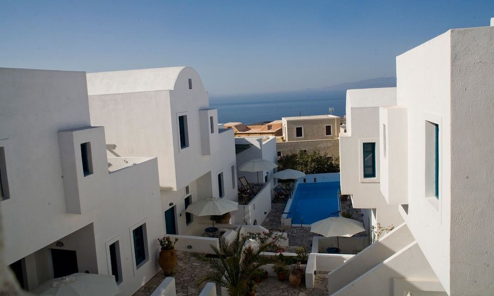 undefined Oia's Sunset 9