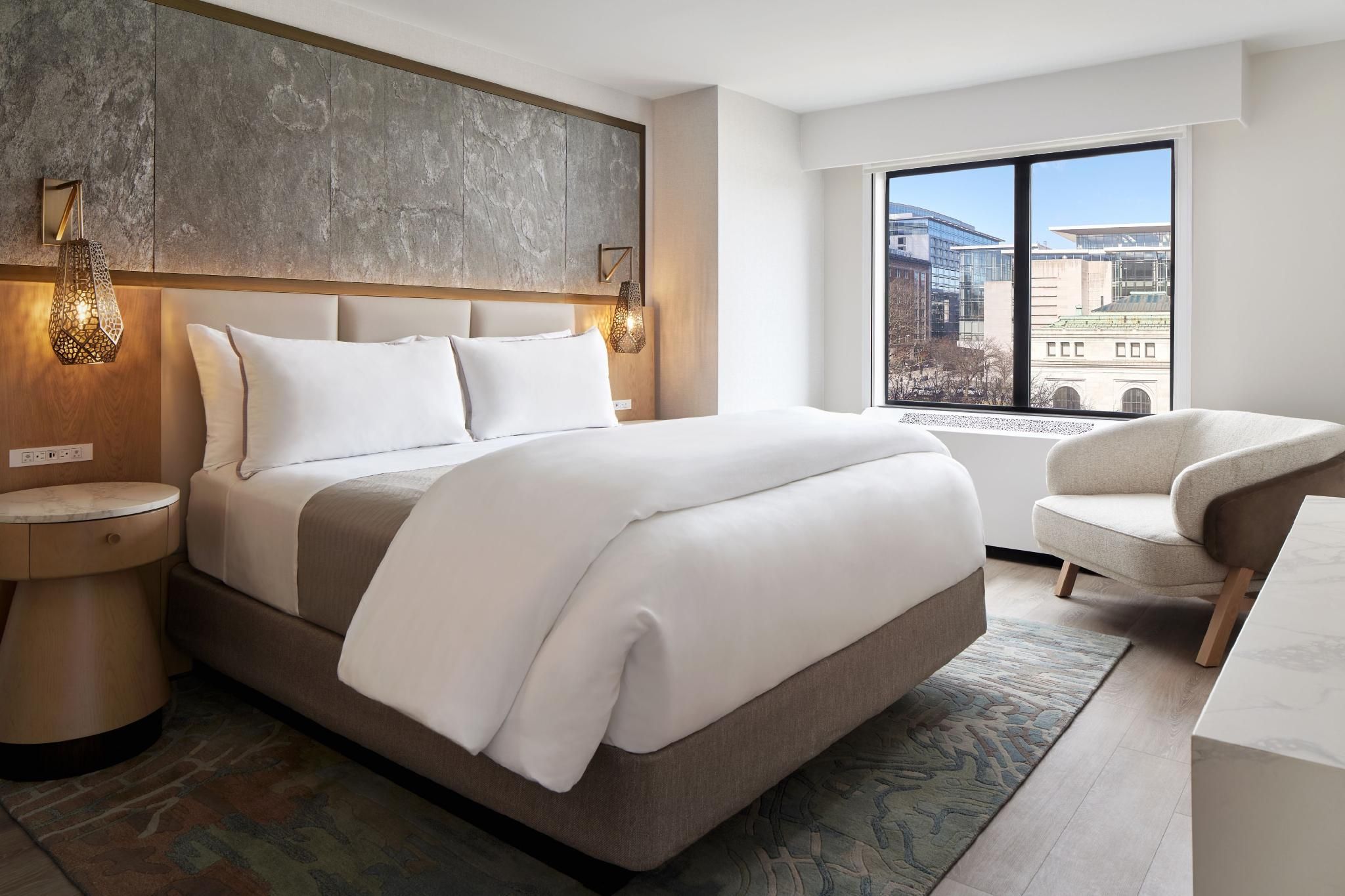 Superior 1-Bedroom Suite, 1 Bedroom Suite, 1 King, Sofa bed