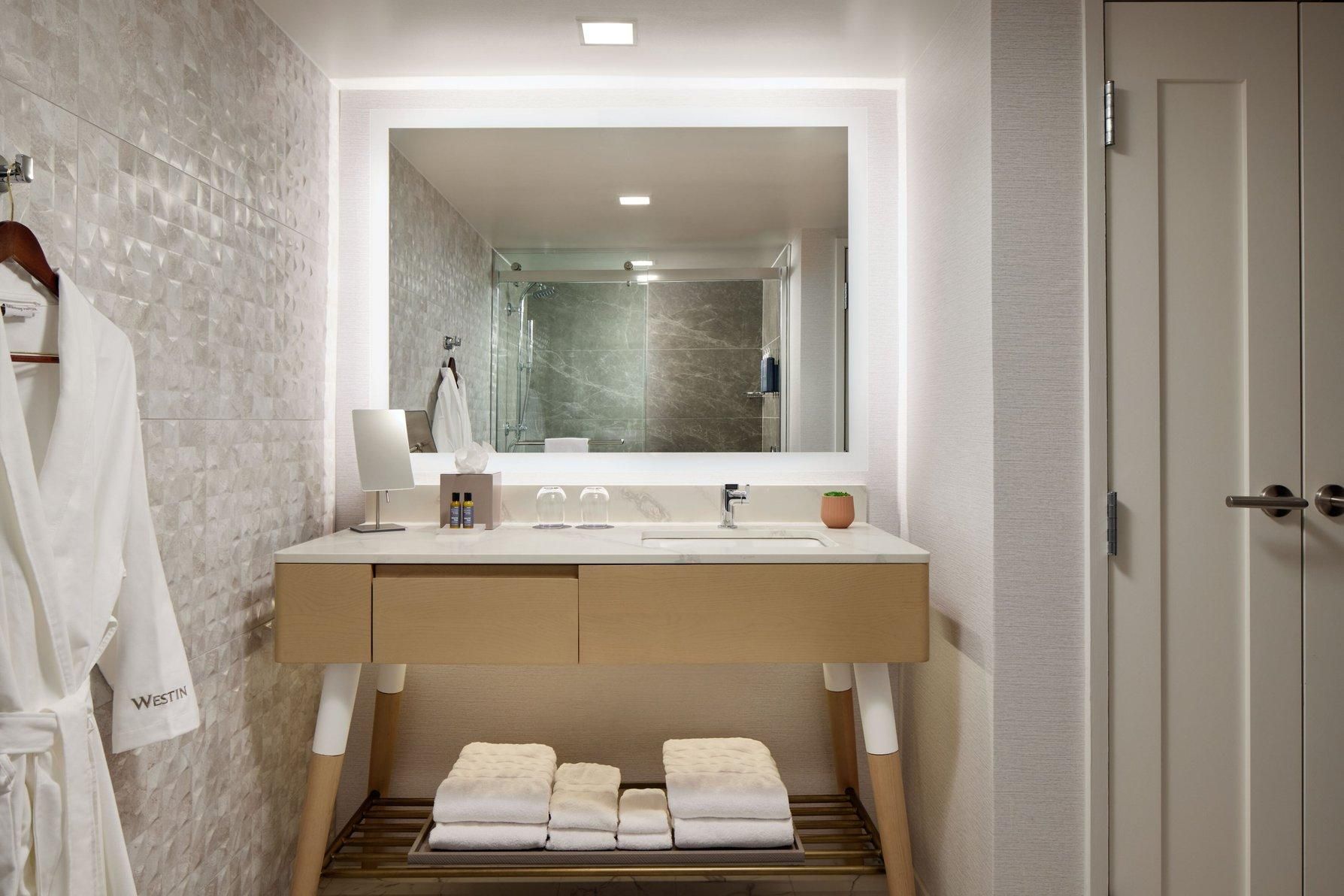 Presidential Suite, 1 Bedroom Suite, 1 King, Sofa bed